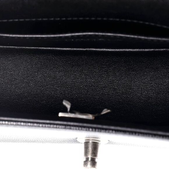 Chanel Boy Flap Bag Quilted Caviar Small Black - Picture 5 of 6